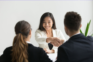 Опыт или высшее образование. Что в приоритете у работодателя?